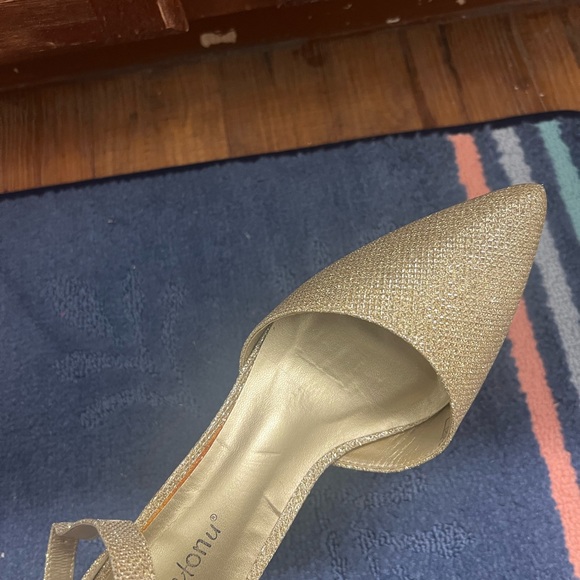 Women's Ankle Strap Closed Toe Low Block Heel Wedding Dress Dorsay Pumps - Picture 9 of 13